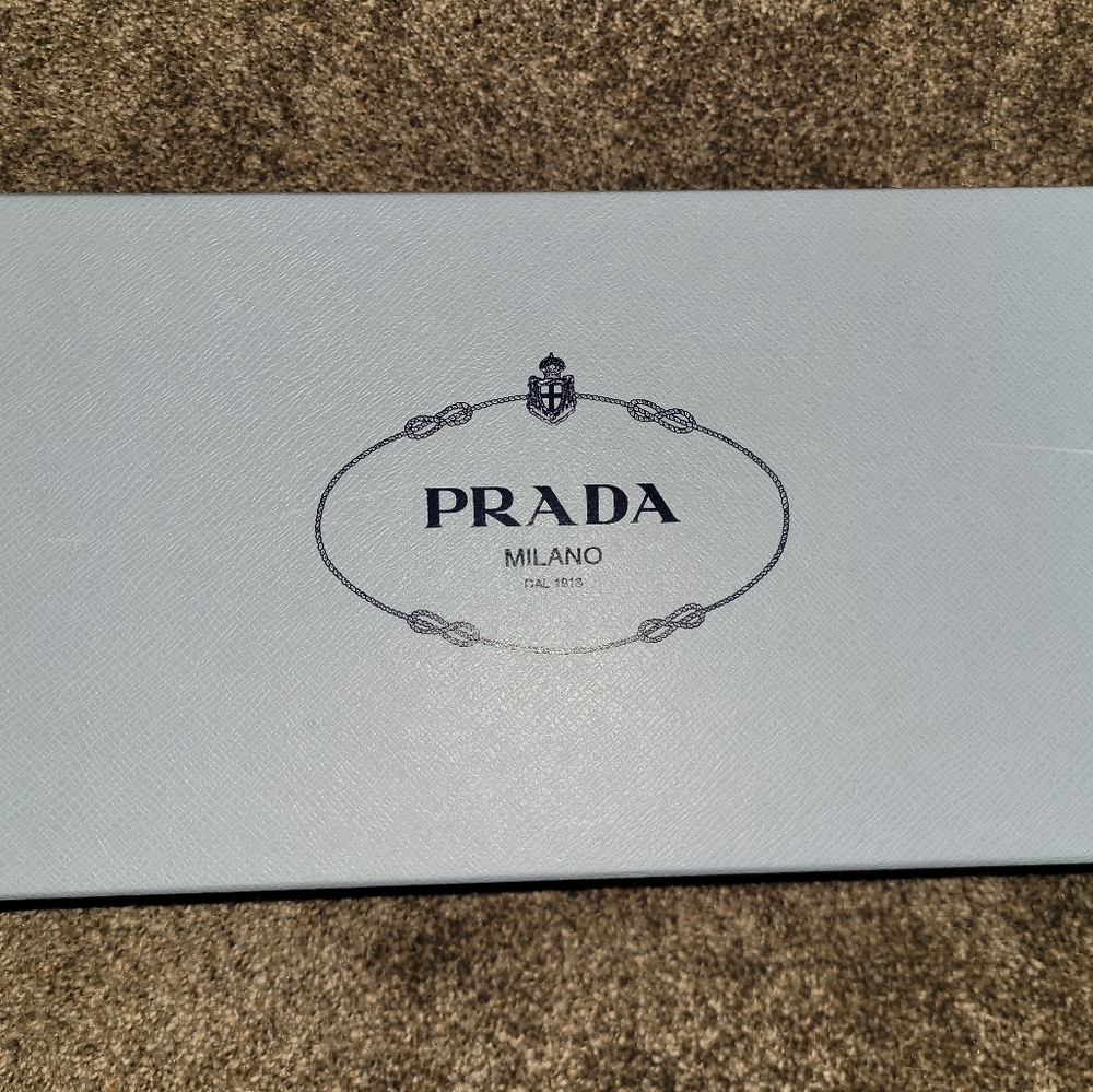 Prada fuzzy slides - Picture 4 of 4